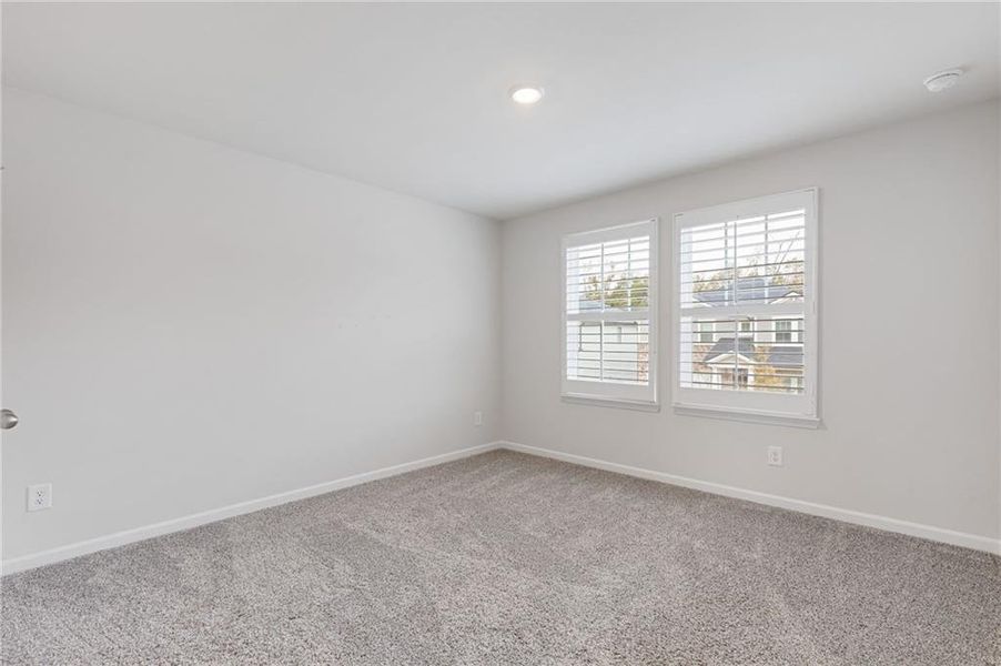 Spacious, unfurnished interior of a new home in , Braselton (Image 19).