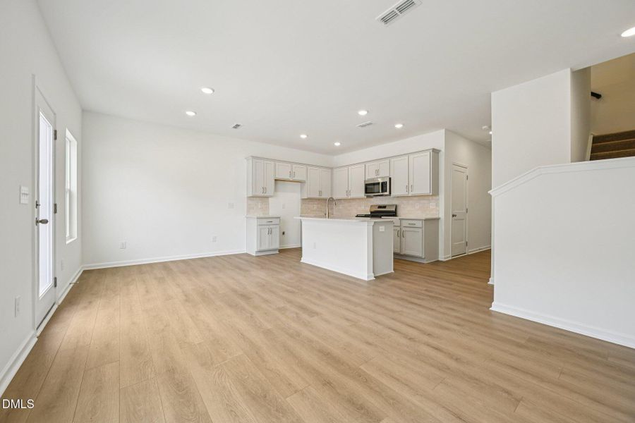 13-web-or-mls-Mirth Ct-S2002-013