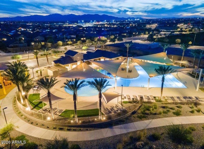 A1.0 Aireal Escalante Pool