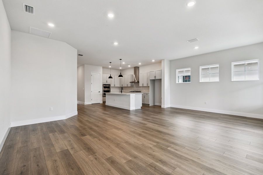 The Seamount - Family Room