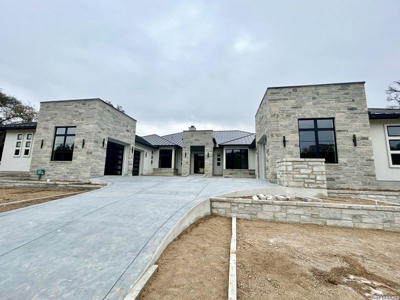 In-progress construction of a new home in , San Antonio, TX (Image 24).