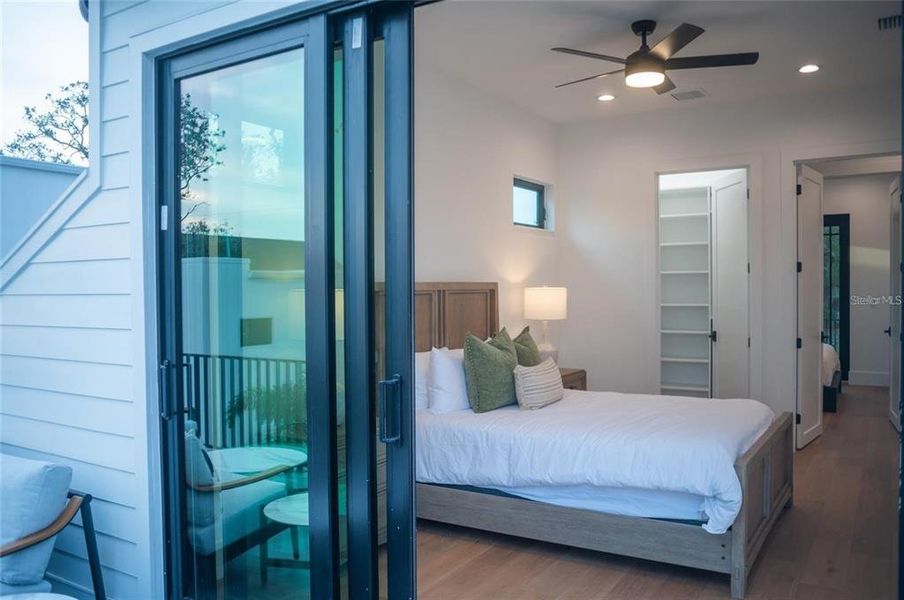 Furnished interior view inside a new home in , Sarasota (Image 65).