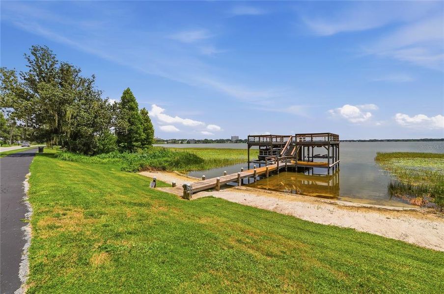Community amenities in , Winter Haven (Image 71).