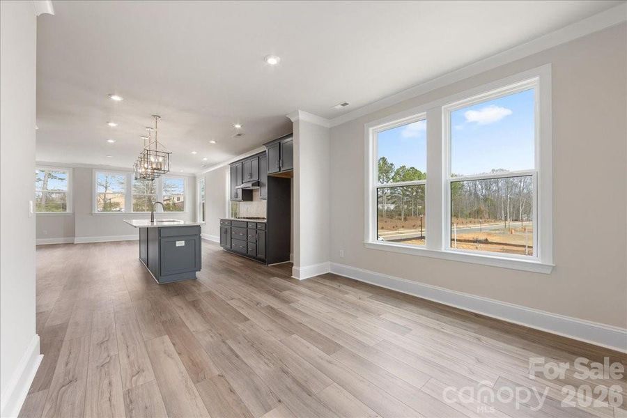 Light Filled with End Unit Windows