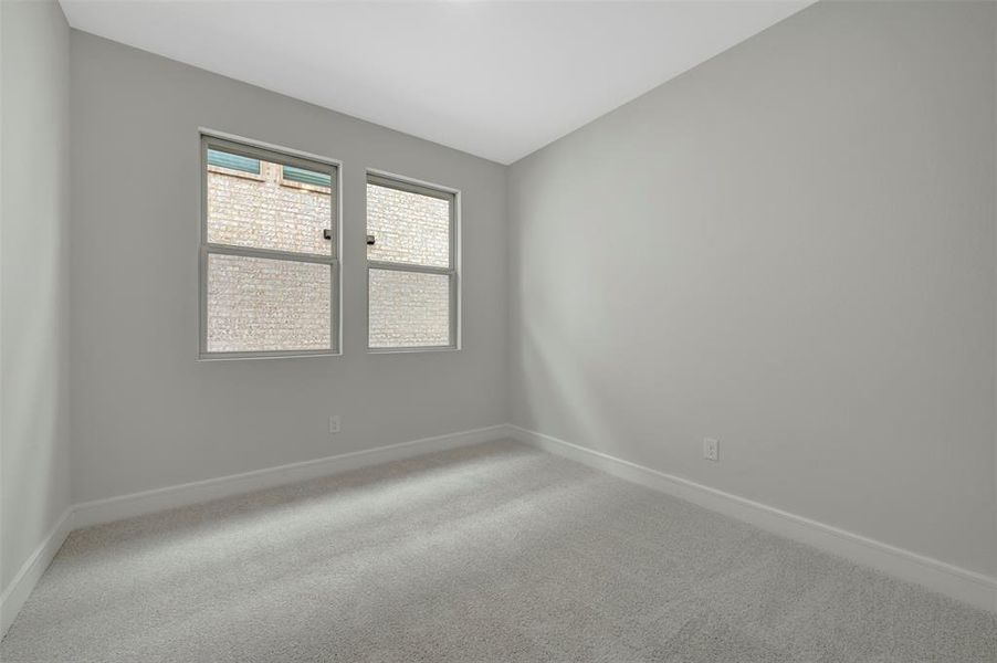 Spacious, unfurnished interior of a new home in Heritage Ranch, Sherman (Image 10).