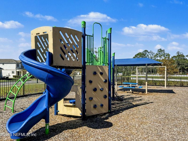 Community amenities in Bradley Pond, Jacksonville (Image 40).