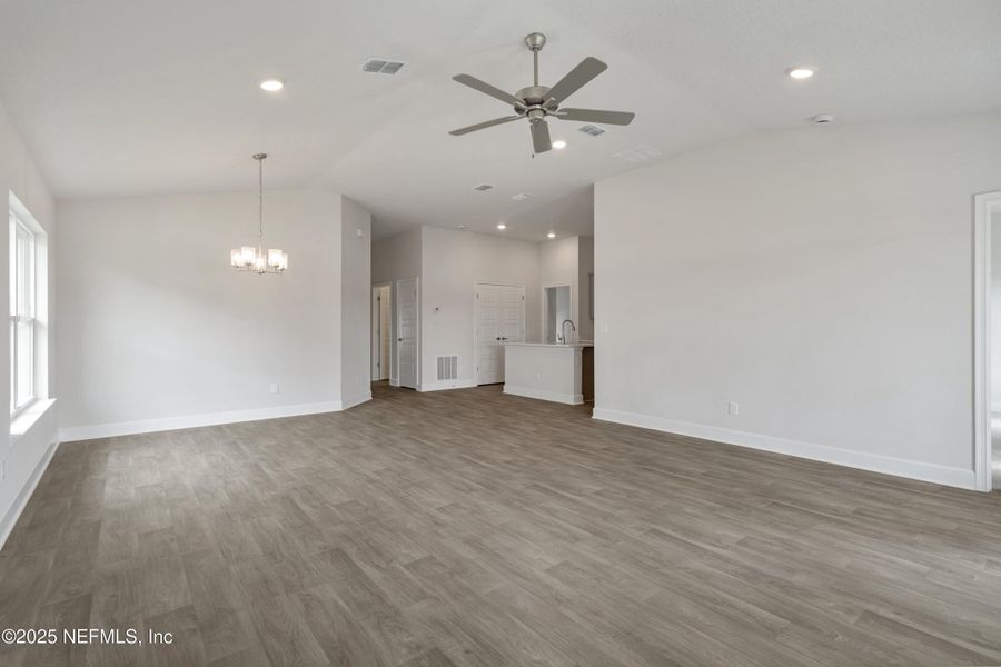 Spacious, unfurnished interior of a new home in Shadow Crest at Rolling Hills, Green Cove Springs (Image 15). Spacious, unfurnished interior of a new home in Shadow Crest at Rolling Hills, Green Cove Springs (Image 15).