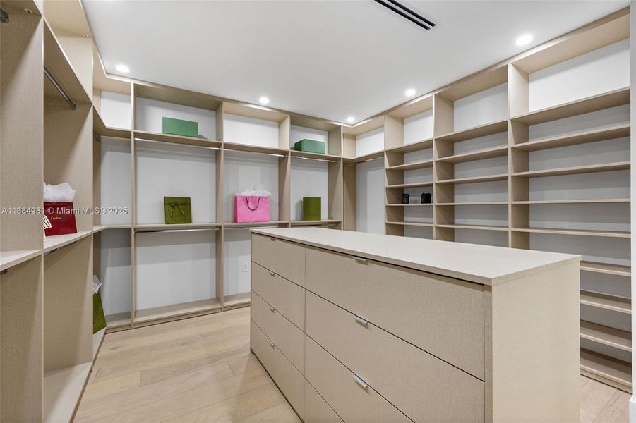 Furnished interior view inside a new home in , Miami (Image 26). Furnished interior view inside a new home in , Miami (Image 26).