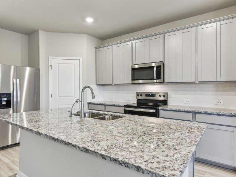 Photo is not of the actual home, but is an inspirational photo of builder’s model home and may depict options, furnishings, and/or decorator features that are not included Photo is not of the actual home, but is an inspirational photo of builder’s model home and may depict options, furnishings, and/or decorator features that are not included