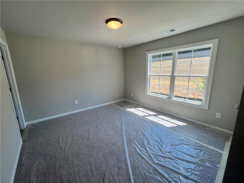 Image 14 of a home in . Image 14 of a home in .