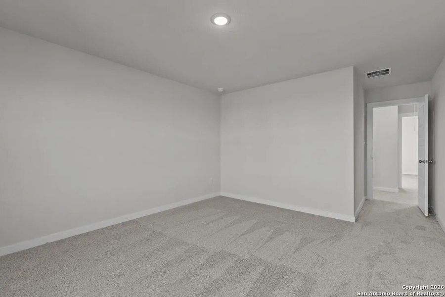 Spacious, unfurnished interior of a new home in Summerlin, San Antonio (Image 12). Spacious, unfurnished interior of a new home in Summerlin, San Antonio (Image 12).