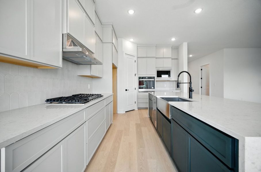 Furnished interior view inside a new home in Foxfield, Austin (Image 3).