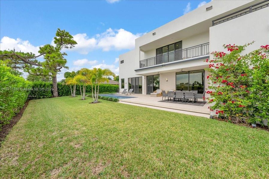 Exterior details and patio area of a home in , Marco Island (Image 28).