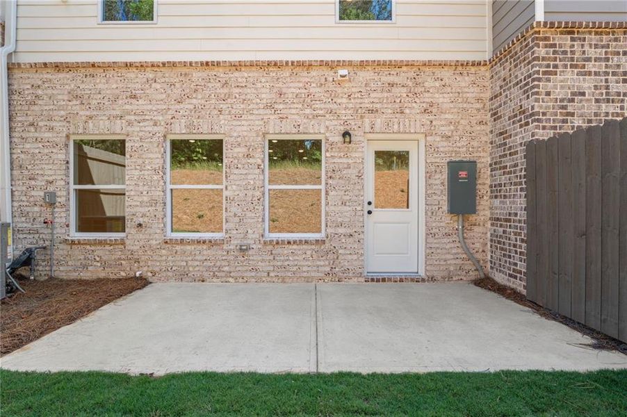 Exterior details and patio area of a home in Wildwood Place, Powder Springs (Image 21).