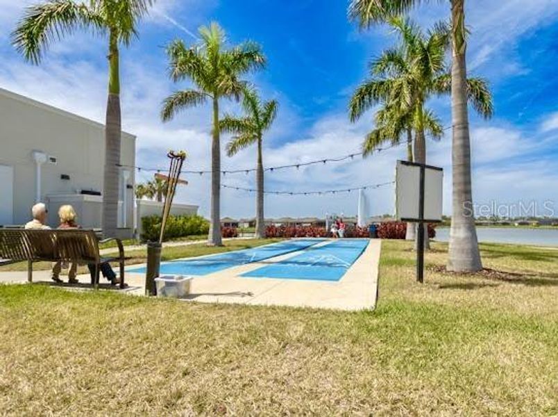 Community amenities in Del Webb BayView, Parrish (Image 61).