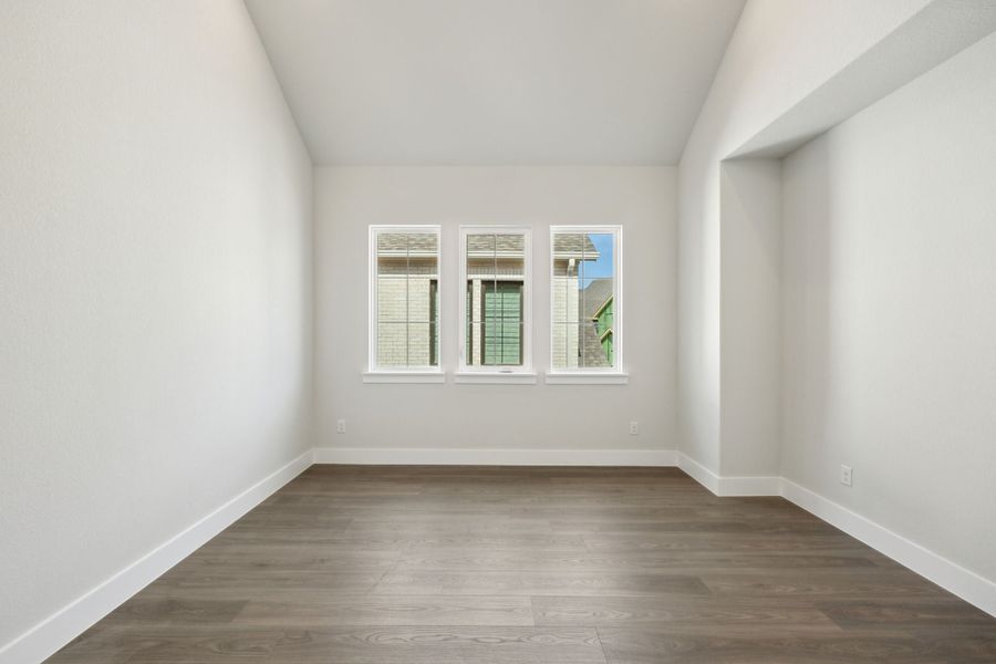 Spacious, unfurnished interior of a new home in Newman Village Townhomes, Frisco (Image 37).