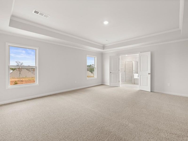 Spacious, unfurnished interior of a new home in Haven Abbey, Cumming (Image 16).
