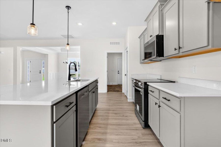 20-102 Brighton St-20 20-102 Brighton St-20