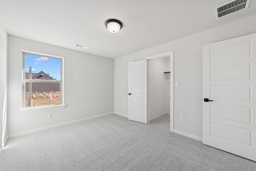 Spacious, unfurnished interior of a new home in Mantua Point Classics, Van Alstyne (Image 23). Spacious, unfurnished interior of a new home in Mantua Point Classics, Van Alstyne (Image 23).