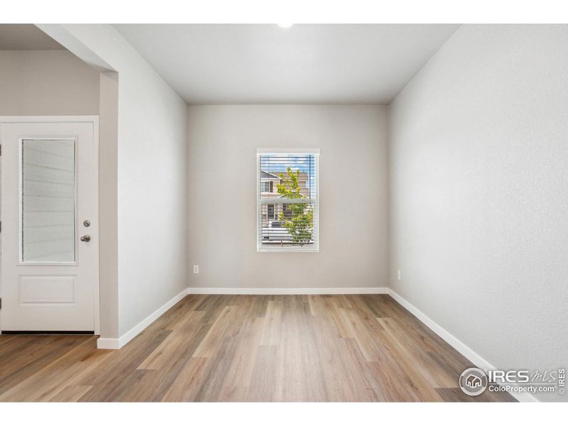 Spacious, unfurnished interior of a new home in Hidden Valley Farm, Severance (Image 9).