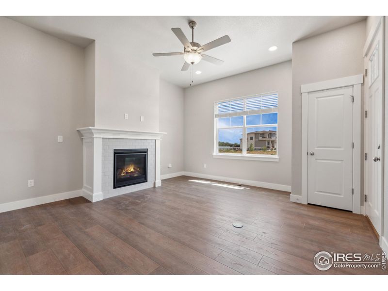 Living room w/ fireplace included!