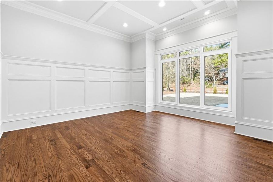 Spacious, unfurnished interior of a new home in , Roswell (Image 21).