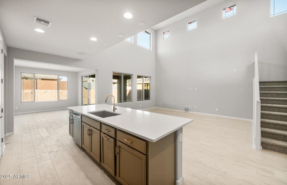 Kitchen/Cafe/Gathering Room