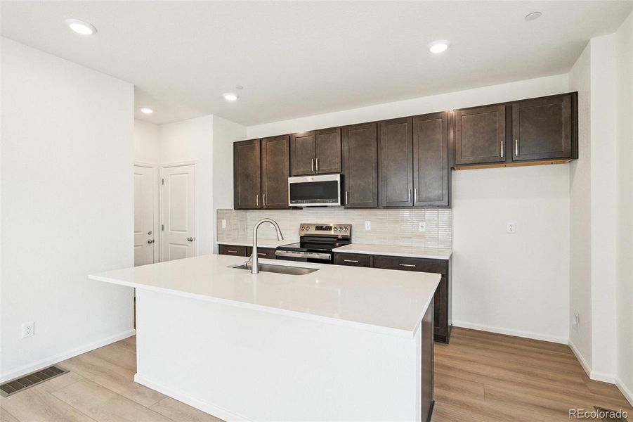 Image 35 of a home in Turnberry Villas.