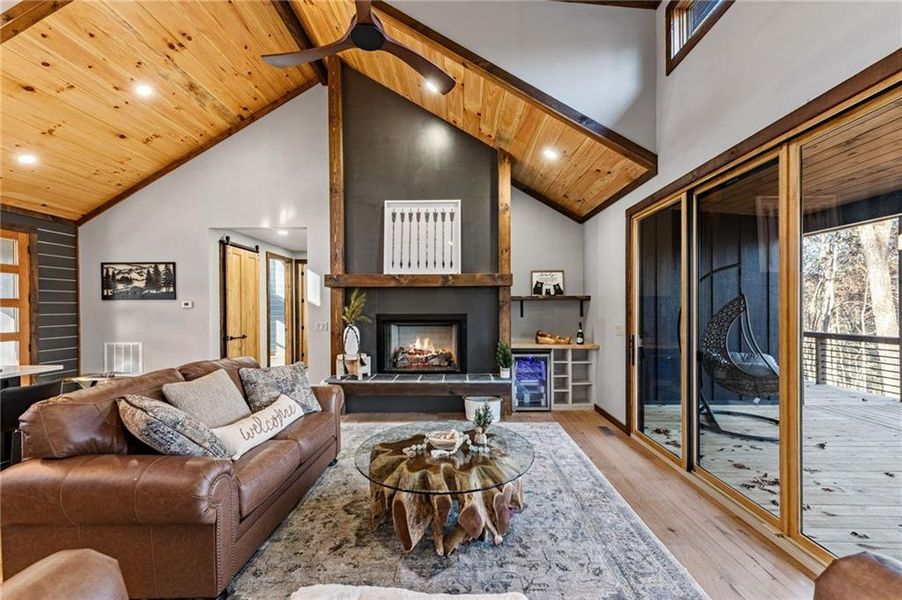 Furnished interior view inside a new home in , McCaysville (Image 6).