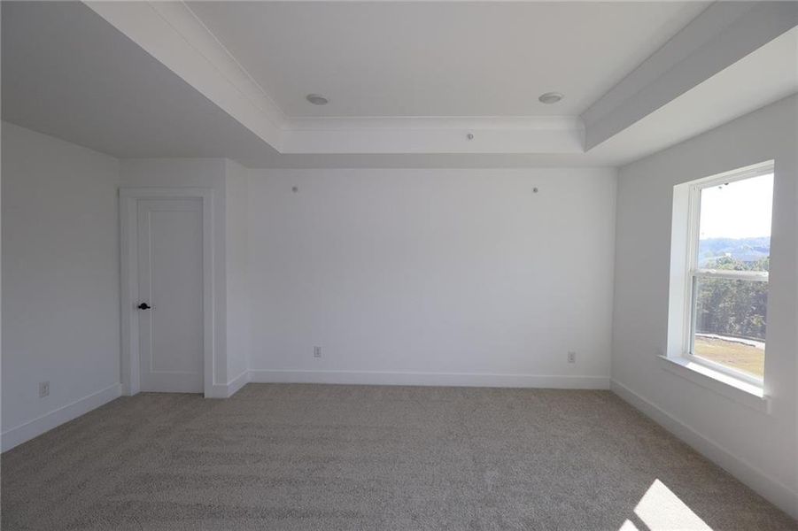 Spacious, unfurnished interior of a new home in Grandview Terrace, Canton (Image 8).