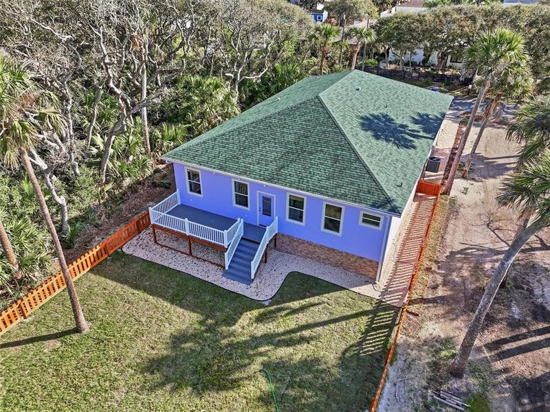 Exterior details and patio area of a home in , Flagler Beach (Image 33).