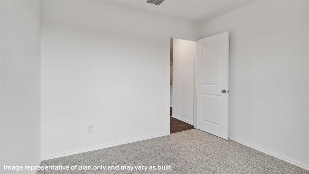 Spacious, unfurnished interior of a new home in Creekside Ranch, Blue Ridge (Image 19). Spacious, unfurnished interior of a new home in Creekside Ranch, Blue Ridge (Image 19).