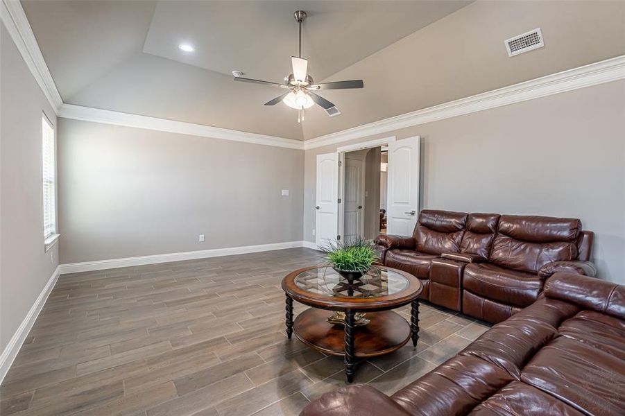 Furnished interior view inside a new home in , Stephenville (Image 31).
