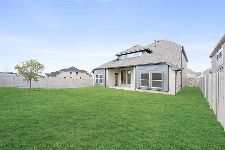 Exterior details and patio area of a home in Painted Tree Woodland District 50, McKinney (Image 4). Exterior details and patio area of a home in Painted Tree Woodland District 50, McKinney (Image 4).
