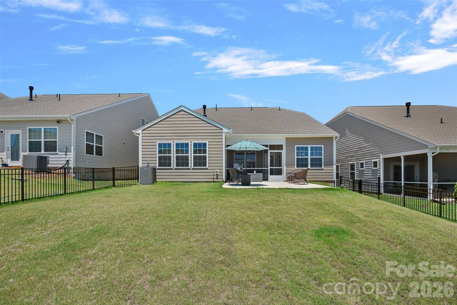 Exterior details and patio area of a home in Elizabeth, Fort Mill (Image 23).
