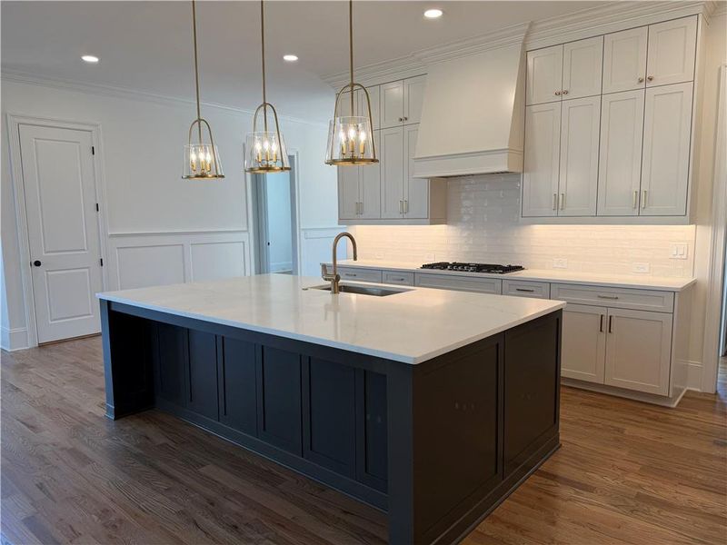 Furnished interior view inside a new home in Woodford, Acworth (Image 9).