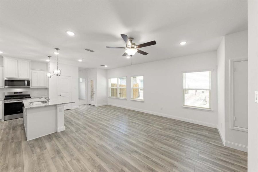 Spacious, unfurnished interior of a new home in Town Park, Princeton (Image 12). Spacious, unfurnished interior of a new home in Town Park, Princeton (Image 12).