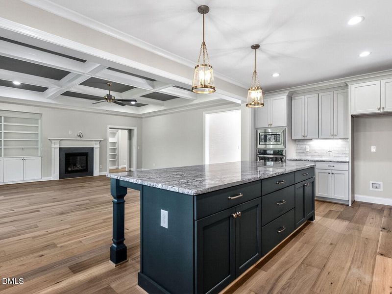 018-1280x960-kitchen