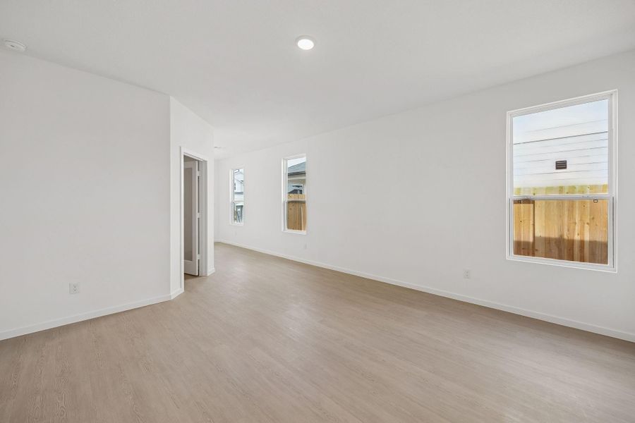 Spacious, unfurnished interior of a new home in Montgomery Bend, Montgomery (Image 33). Spacious, unfurnished interior of a new home in Montgomery Bend, Montgomery (Image 33).