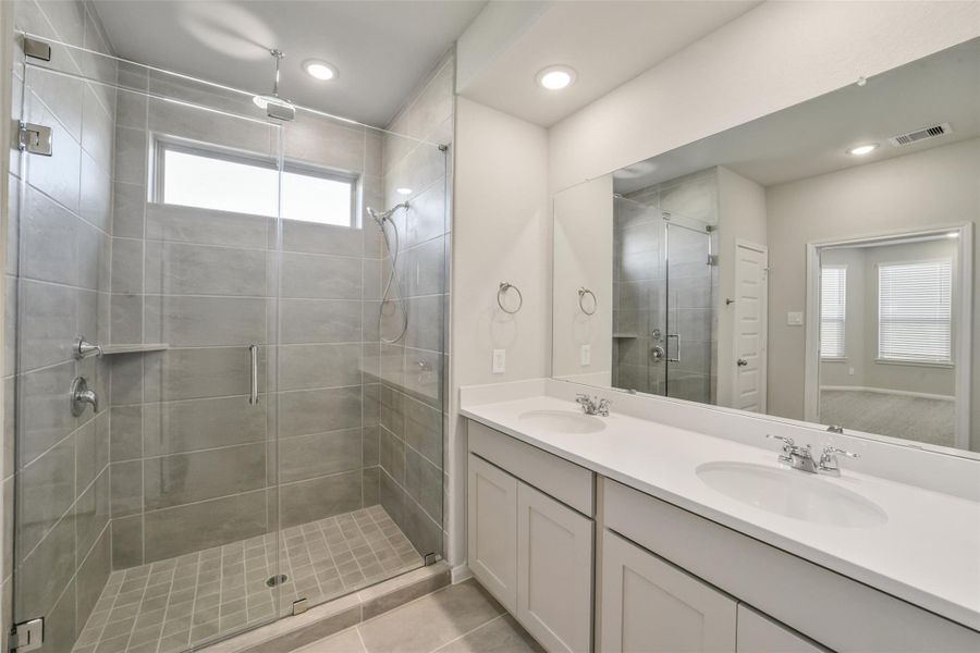 Furnished interior view inside a new home in Anderson Lakes, Houston (Image 11).