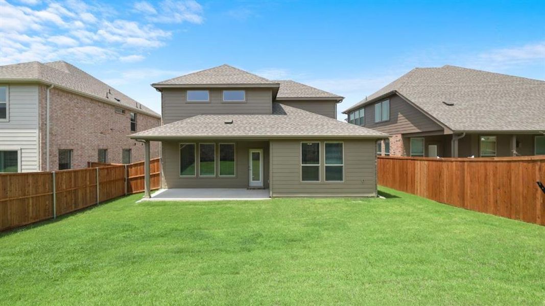 Exterior details and patio area of a home in The Landing at Hidden Lakes, McKinney (Image 18).