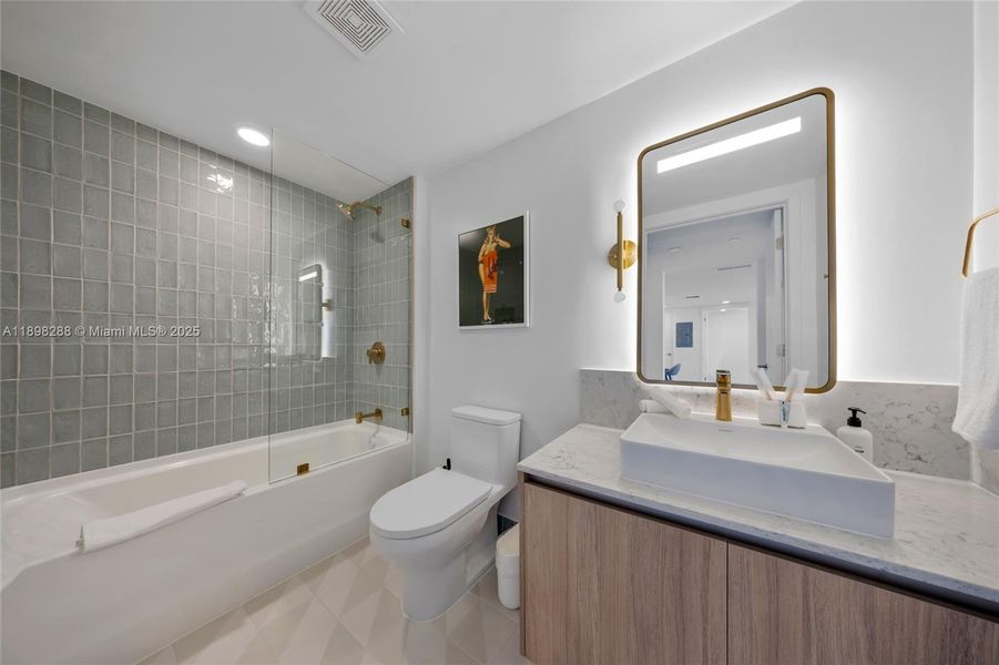 Furnished interior view inside a new home in , Miami (Image 25).