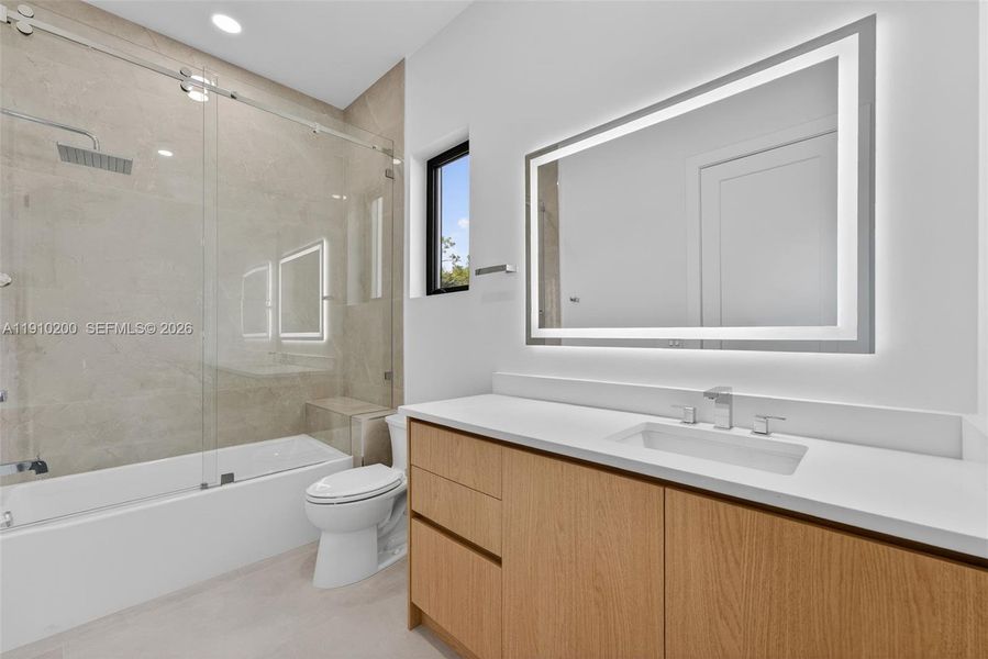 Furnished interior view inside a new home in , Parkland (Image 35).