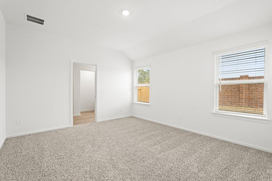 Spacious, unfurnished interior of a new home in Presswoods, Splendora (Image 10).