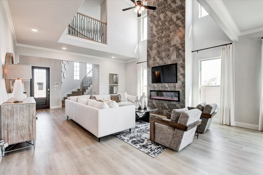 Representative furnished interior of a home built from the Dublin by Sandlin Homes in Lakesong, Midlothian (Image 27). Representative furnished interior of a home built from the Dublin by Sandlin Homes in Lakesong, Midlothian (Image 27).