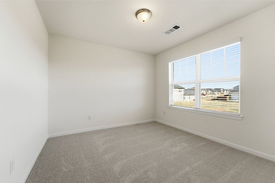 Spacious, unfurnished interior of a new home in La Terra, Celina (Image 21).