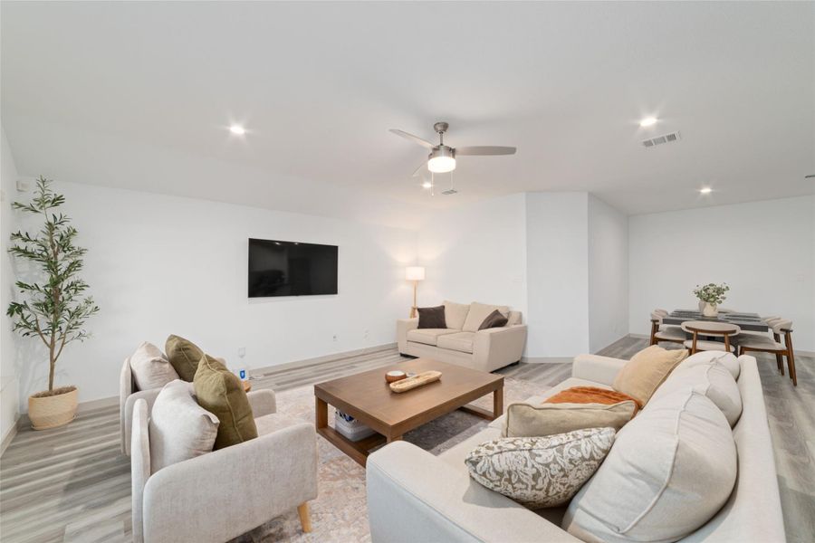 Furnished interior view inside a new home in Parks Edge, Missouri City (Image 33).
