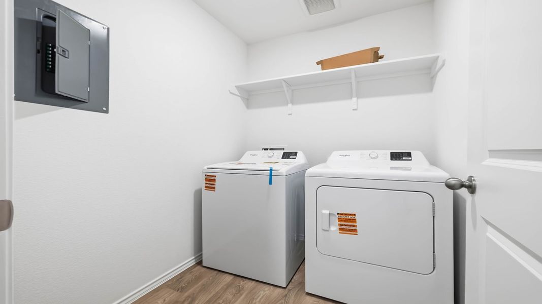 Image 28 representing the The Magnolia by D.R. Horton in Palomino, Manor, TX.