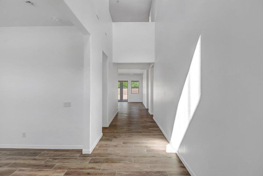 Spacious, unfurnished interior of a new home in Legends at Thunderbird, Glendale (Image 23). Spacious, unfurnished interior of a new home in Legends at Thunderbird, Glendale (Image 23).