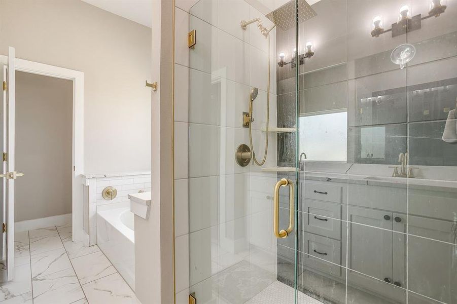 Furnished interior view inside a new home in , Mineral Wells (Image 17).